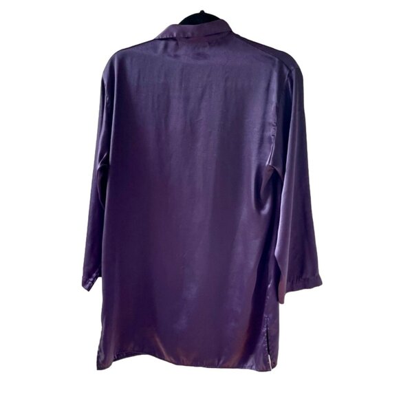 Vintage Victorias Secret Purple Satin Long Button-Up Nightshirt Pajama Top Sz XS - Picture 8 of 12